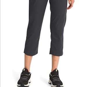 The North Face Women's Aphrodite Motion Capri Pants